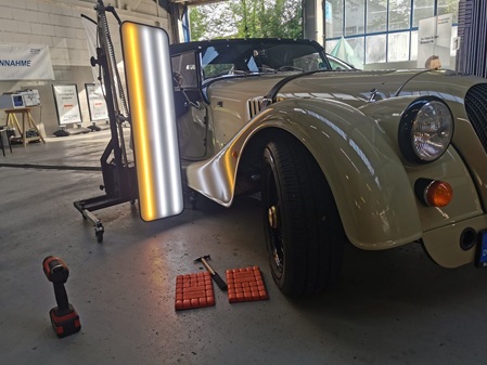 Zeybek Oldtimer Parkschaden Reparatur